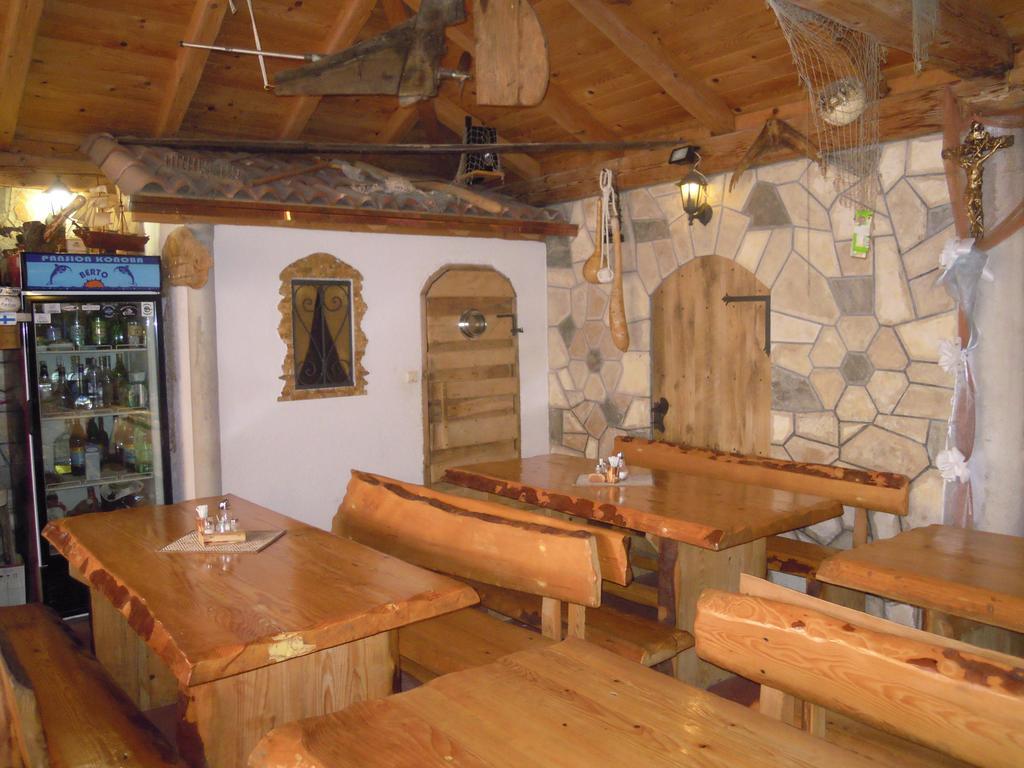Guest House Berto Crikvenica Ngoại thất bức ảnh